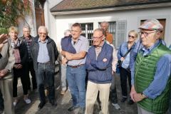 Urs Märchy bereitet uns für den Stadtrundgang vor